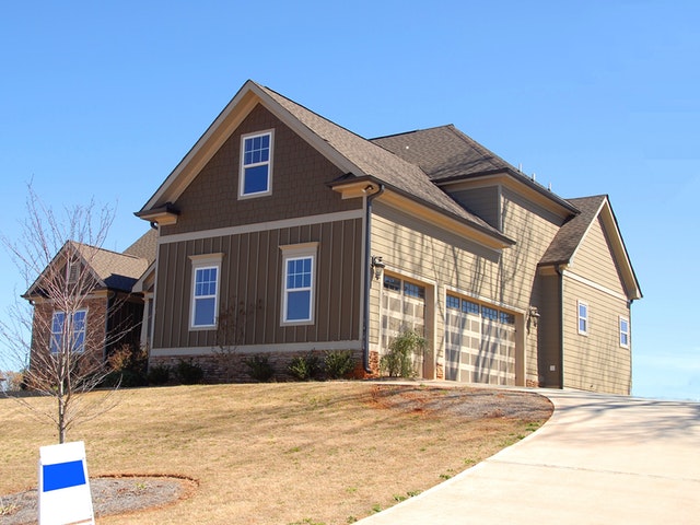 Denver Roofing Professionals: The Process of Replacing Your Roof